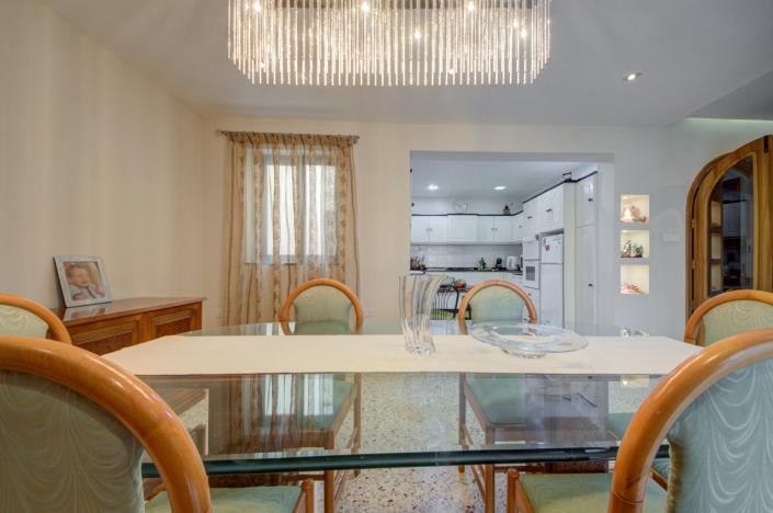 Image No.23-3 Bed Apartment for sale