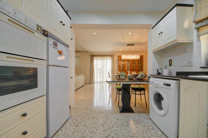 Image No.28-3 Bed Apartment for sale