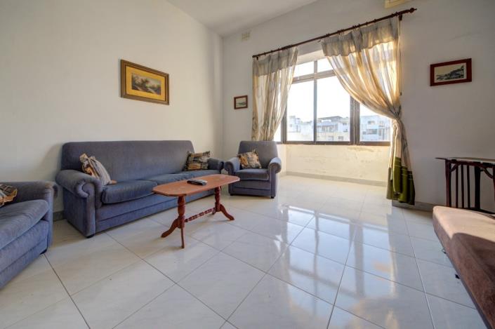 Image No.1-4 Bed Apartment for sale