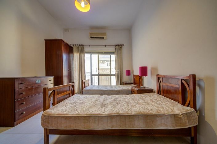 Image No.19-Propriété de 4 chambres à vendre à Sliema