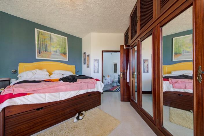 Image No.26-2 Bed Apartment for sale