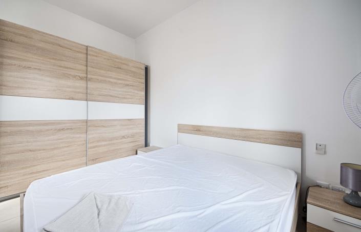 Image No.9-5 Bed Maisonette for sale