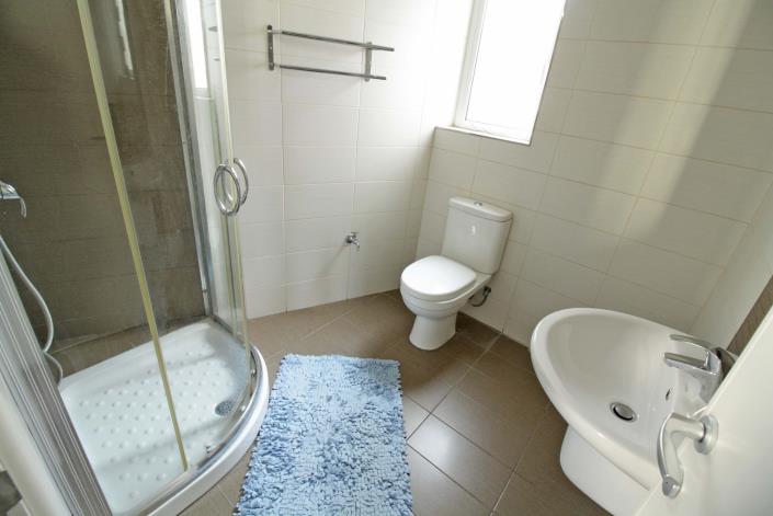 Image No.19-5 Bed Maisonette for sale