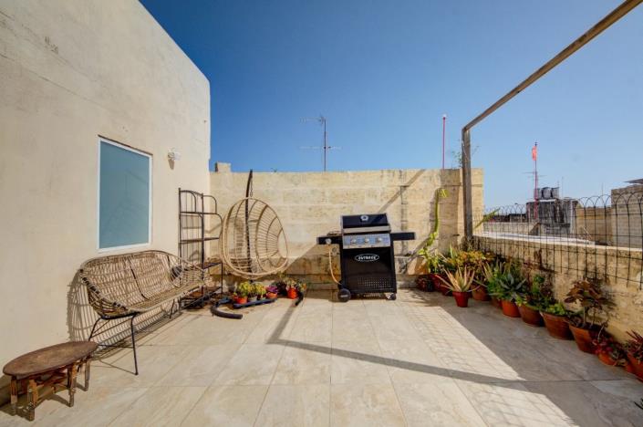 Image No.1-2 Bed Country Property for sale