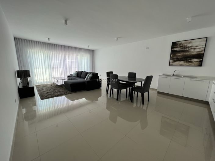Image No.6-3 Bed Property for sale