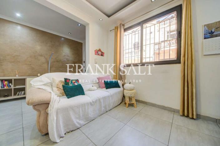 Image No.7-3 Bed Maisonette for sale