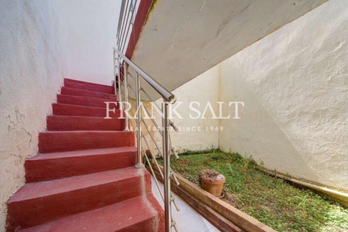 Image No.24-3 Bed Maisonette for sale