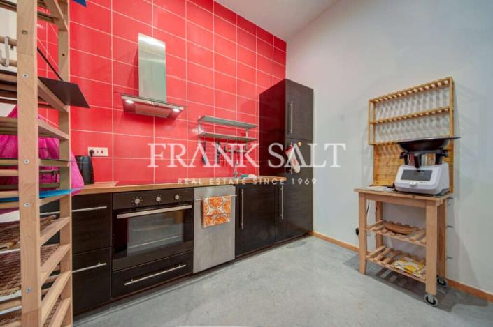 Image No.2-Maison de ville de 3 chambres à vendre à Rabat