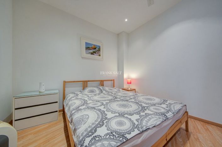 Image No.9-3 Bed Property for sale