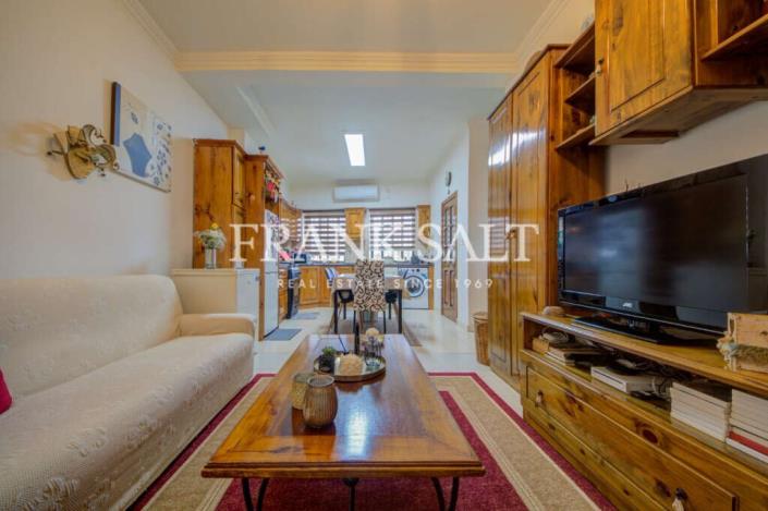 Image No.1-3 Bed Maisonette for sale