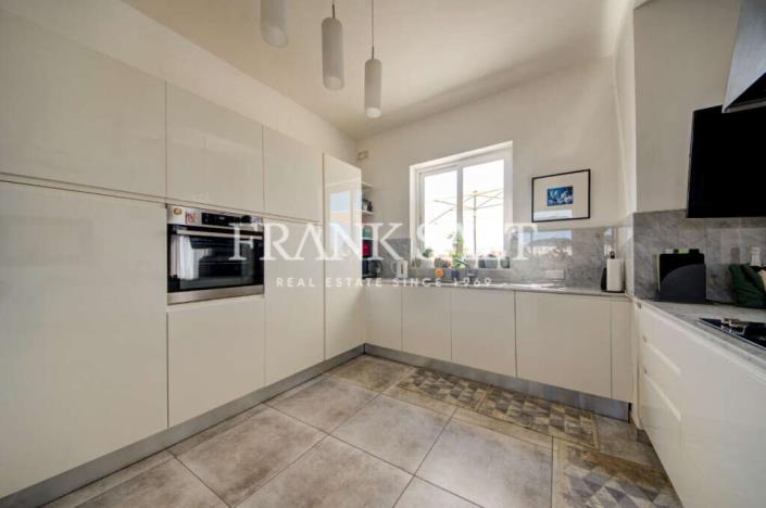 Image No.6-3 Bed Penthouse for sale