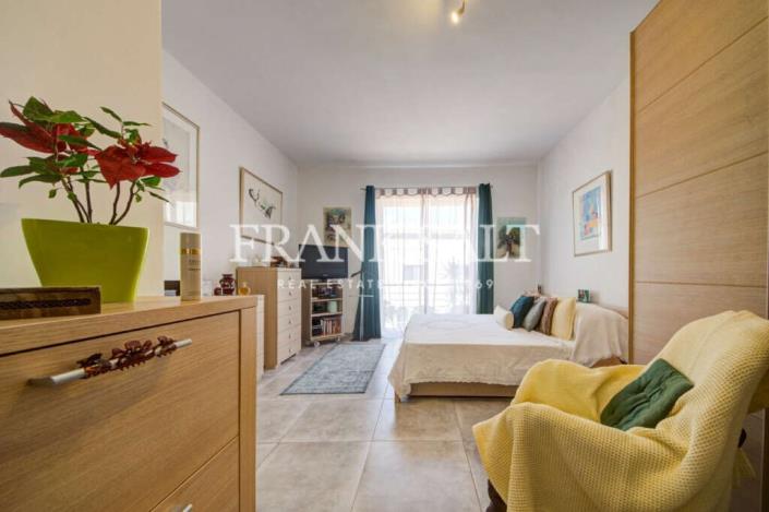 Image No.14-3 Bed Penthouse for sale