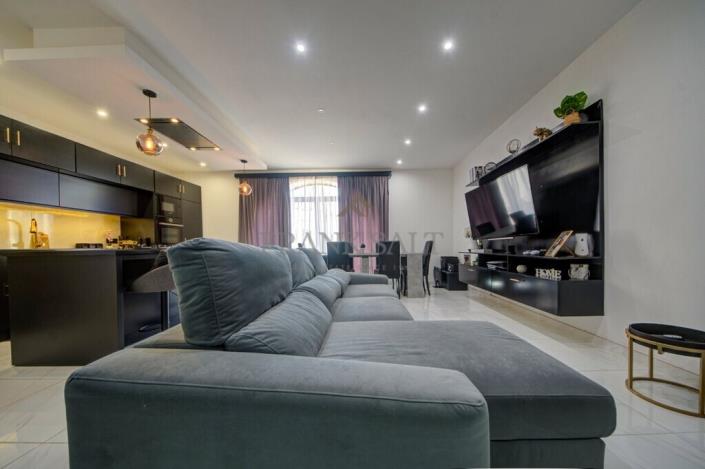 Image No.9-4 Bed Maisonette for sale