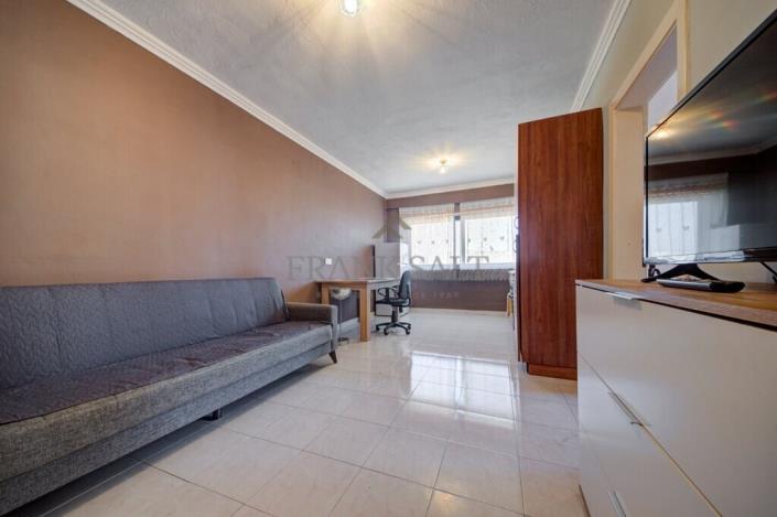 Image No.3-Appartement de 2 chambres à vendre à Qawra