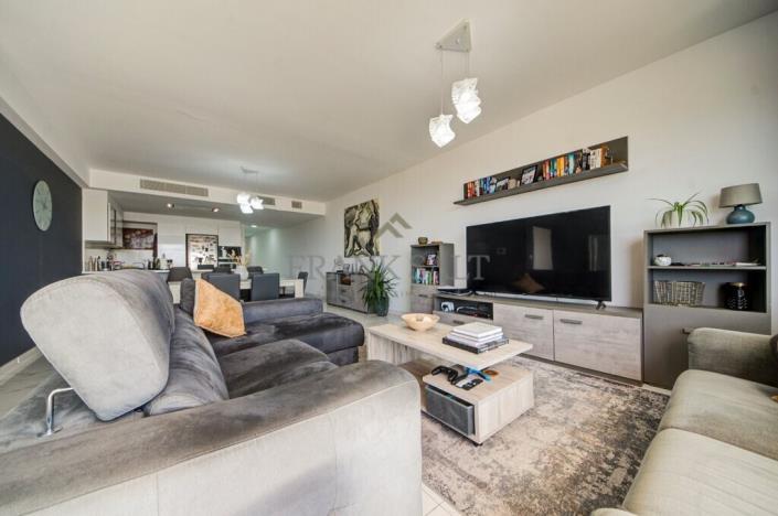 Image No.7-3 Bed Apartment for sale