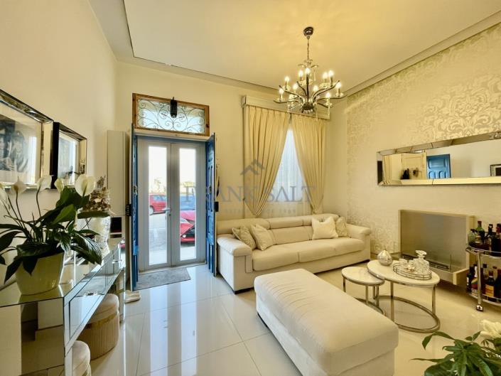 Image No.4-2 Bed Maisonette for sale