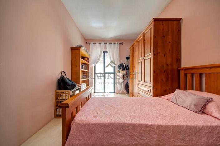 Image No.19-3 Bed Maisonette for sale