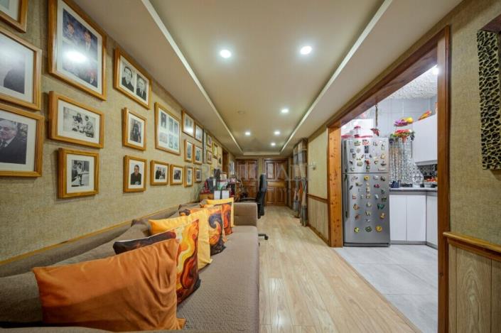 Image No.16-2 Bed Maisonette for sale