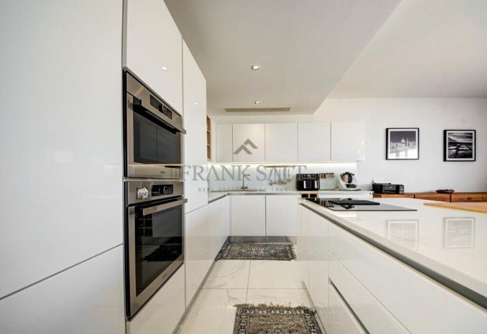 Image No.21-3 Bed Apartment for sale