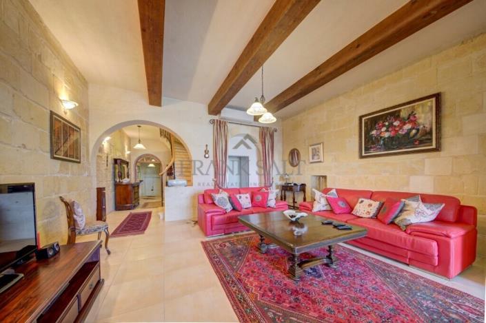 Image No.3-4 Bed Townhouse for sale