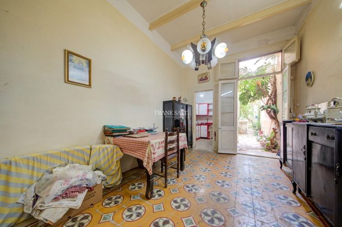 Image No.3-Propriété de 2 chambres à vendre à Birkirkara