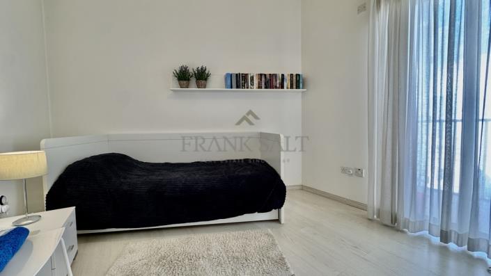 Image No.9-3 Bed Apartment for sale