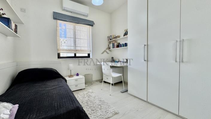 Image No.10-3 Bed Apartment for sale