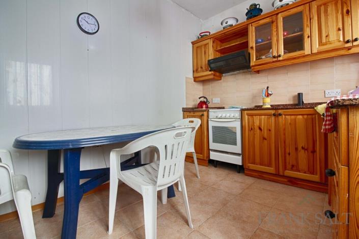Image No.2-1 Bed Maisonette for sale