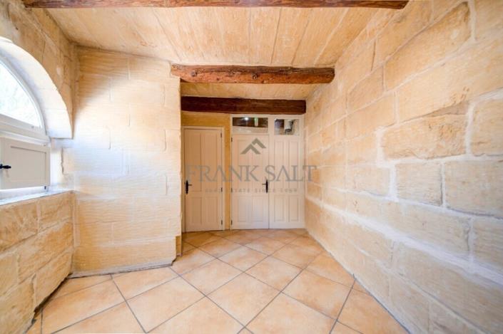 Image No.2-3 Bed Townhouse for sale