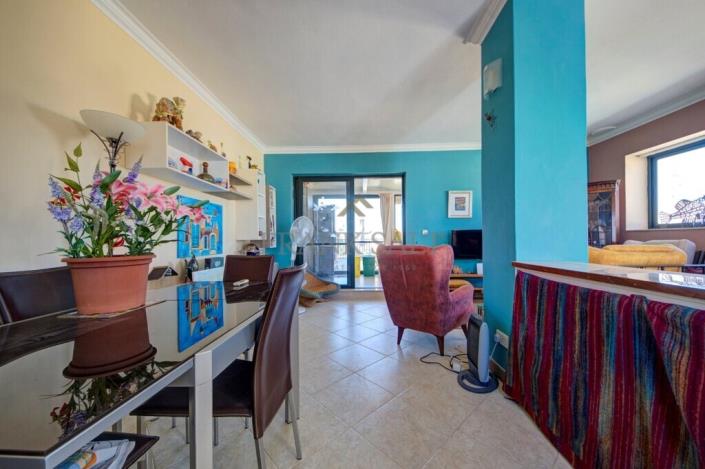 Image No.6-2 Bed Maisonette for sale