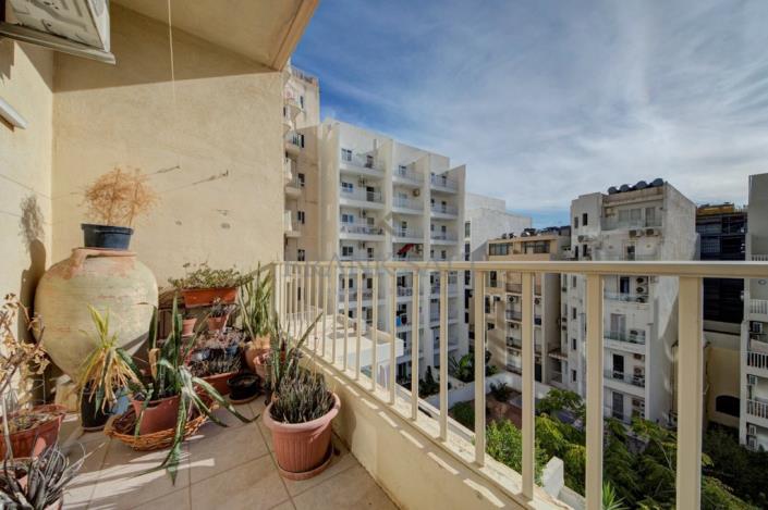 Image No.6-Appartement de 3 chambres à vendre à Sliema