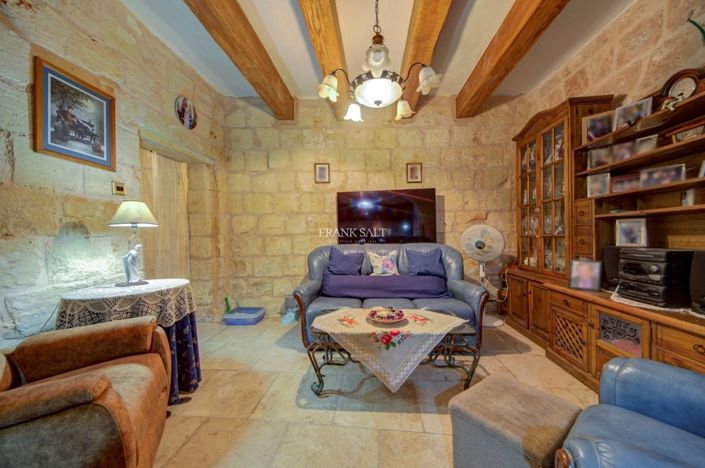 Image No.4-Propriété de 3 chambres à vendre à Zabbar