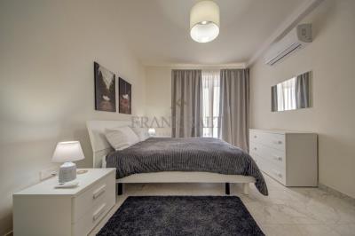 922443_20251008163437605336