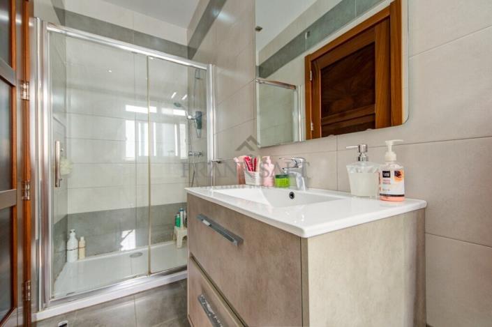 Image No.11-3 Bed Maisonette for sale