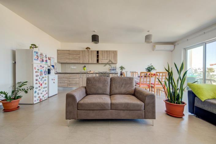 Image No.16-2 Bed Apartment for sale