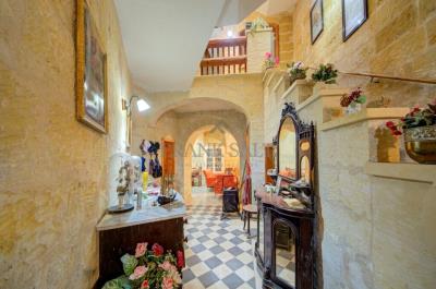 921785_20250926142658395288