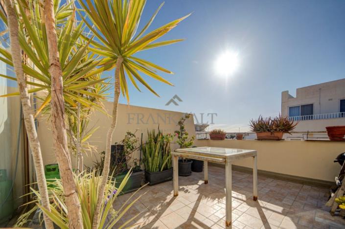 Image No.1-2 Bed Penthouse for sale