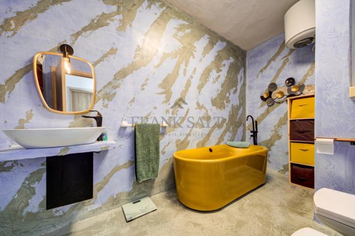 Image No.8-3 Bed Country House for sale