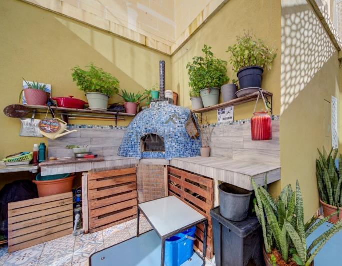 Image No.18-3 Bed Country House for sale