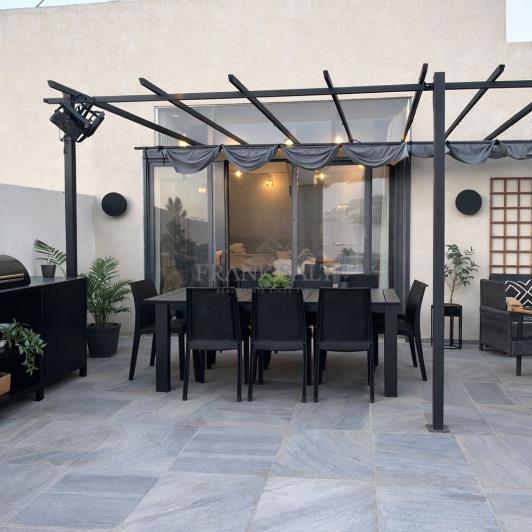 Image No.2-2 Bed Penthouse for sale