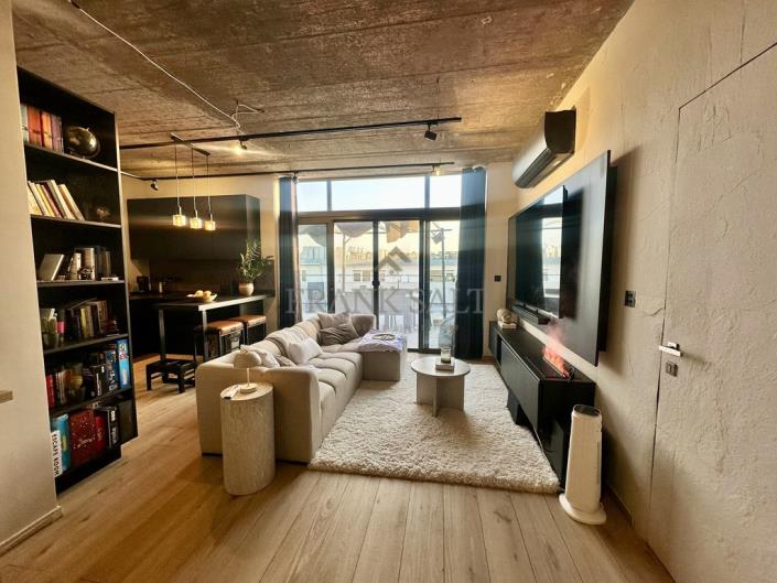 Image No.8-2 Bed Penthouse for sale