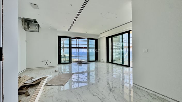 Image No.18-2 Bed Property for sale