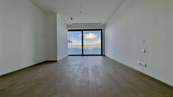 Image No.5-2 Bed Property for sale