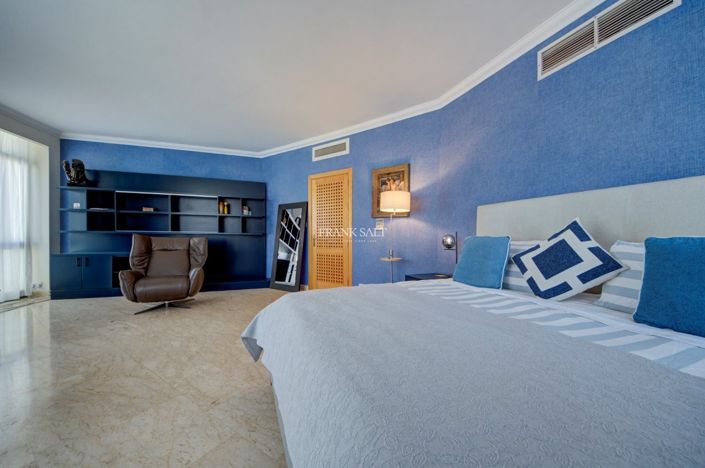 Image No.14-3 Bed Property for sale