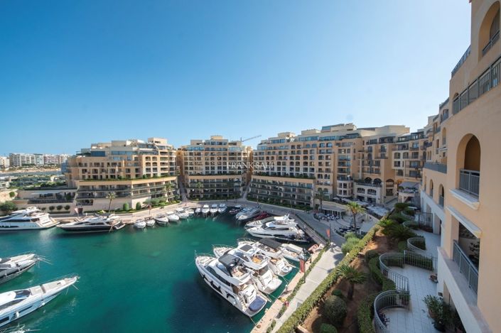 Image No.36-3 Bed Property for sale