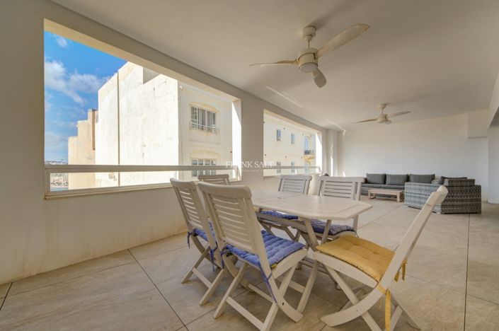 Image No.4-3 Bed Property for sale