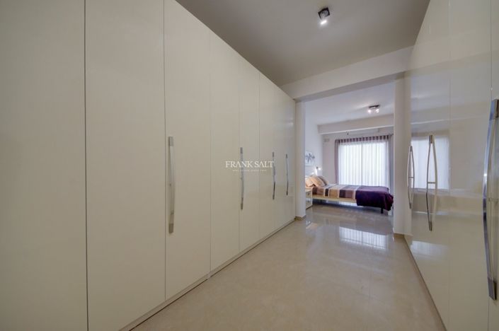 Image No.6-Propriété de 3 chambres à vendre à Sliema