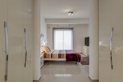 7f69f378-28fc-44bc-b138-6d64a969abef