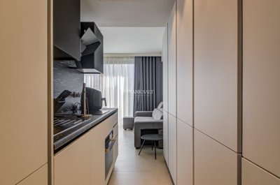 42613fda-e8b0-4941-81e7-dc20236435d9