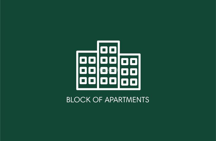 Image No.3-3 Bed Property for sale